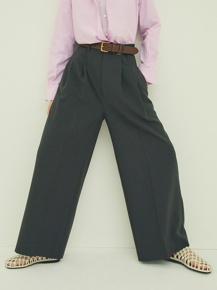 乾爽觸感雙打摺寬版長褲 09WFP261078