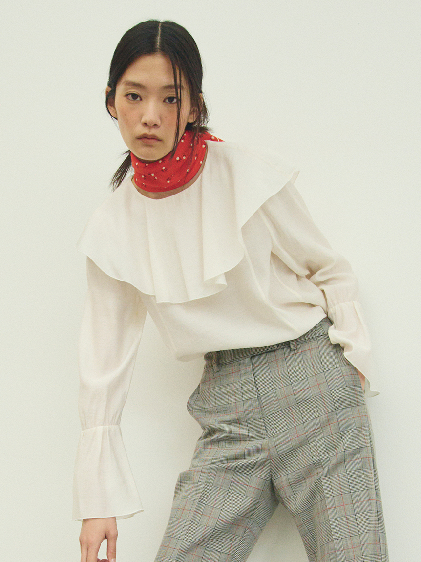 荷葉領透膚襯衫 09WFT261073