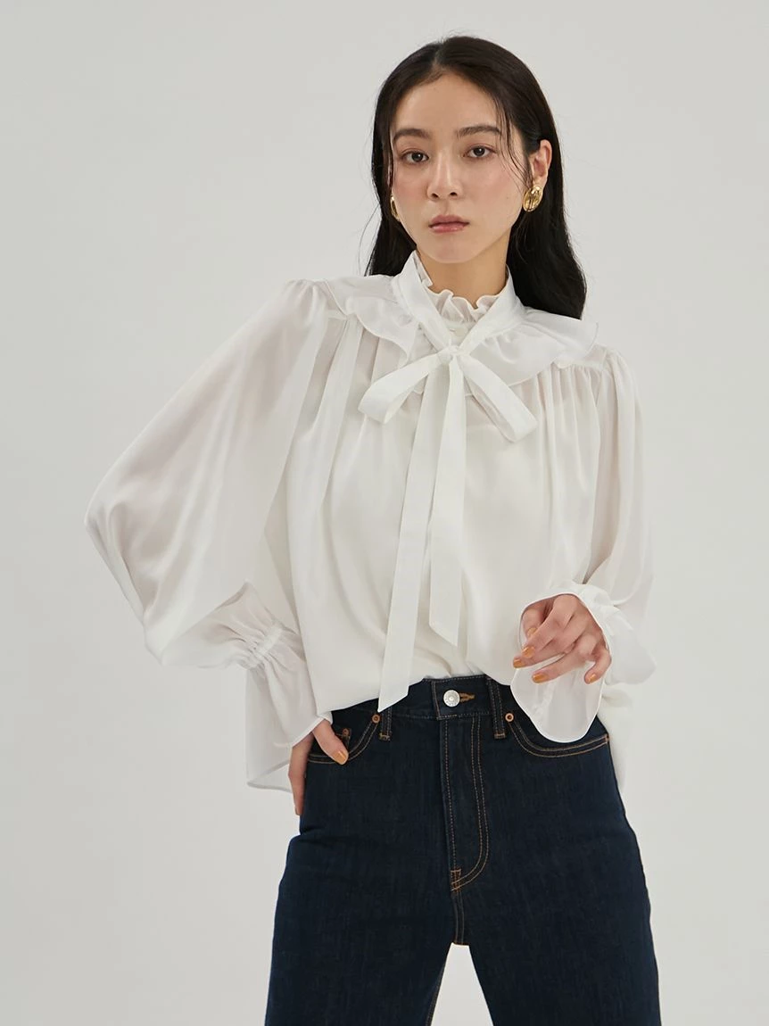 基本款蝴蝶結領結上衣 09WFT264121