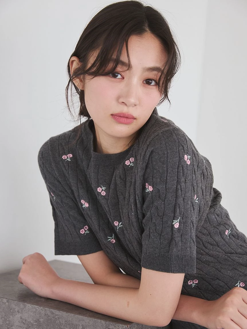 花朵刺繡針織上衣 09WNT264115