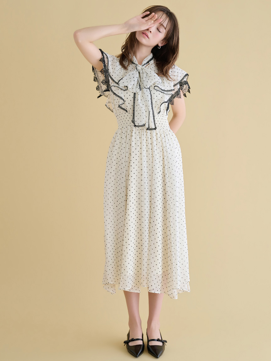 【可機洗】愛心圓點印花連身裙 CWFO261081