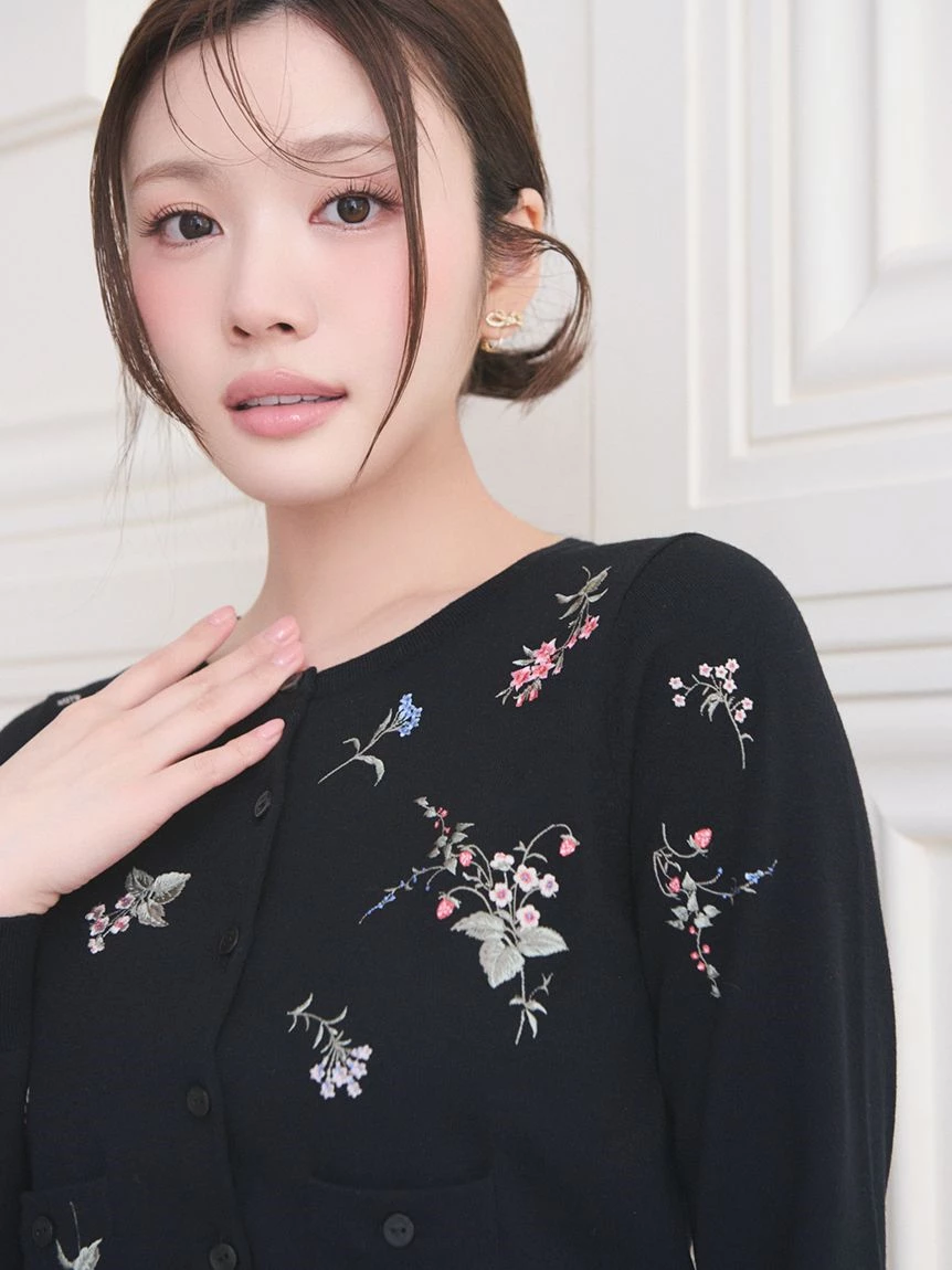 花卉刺繡針織開襟外套 CWND264121