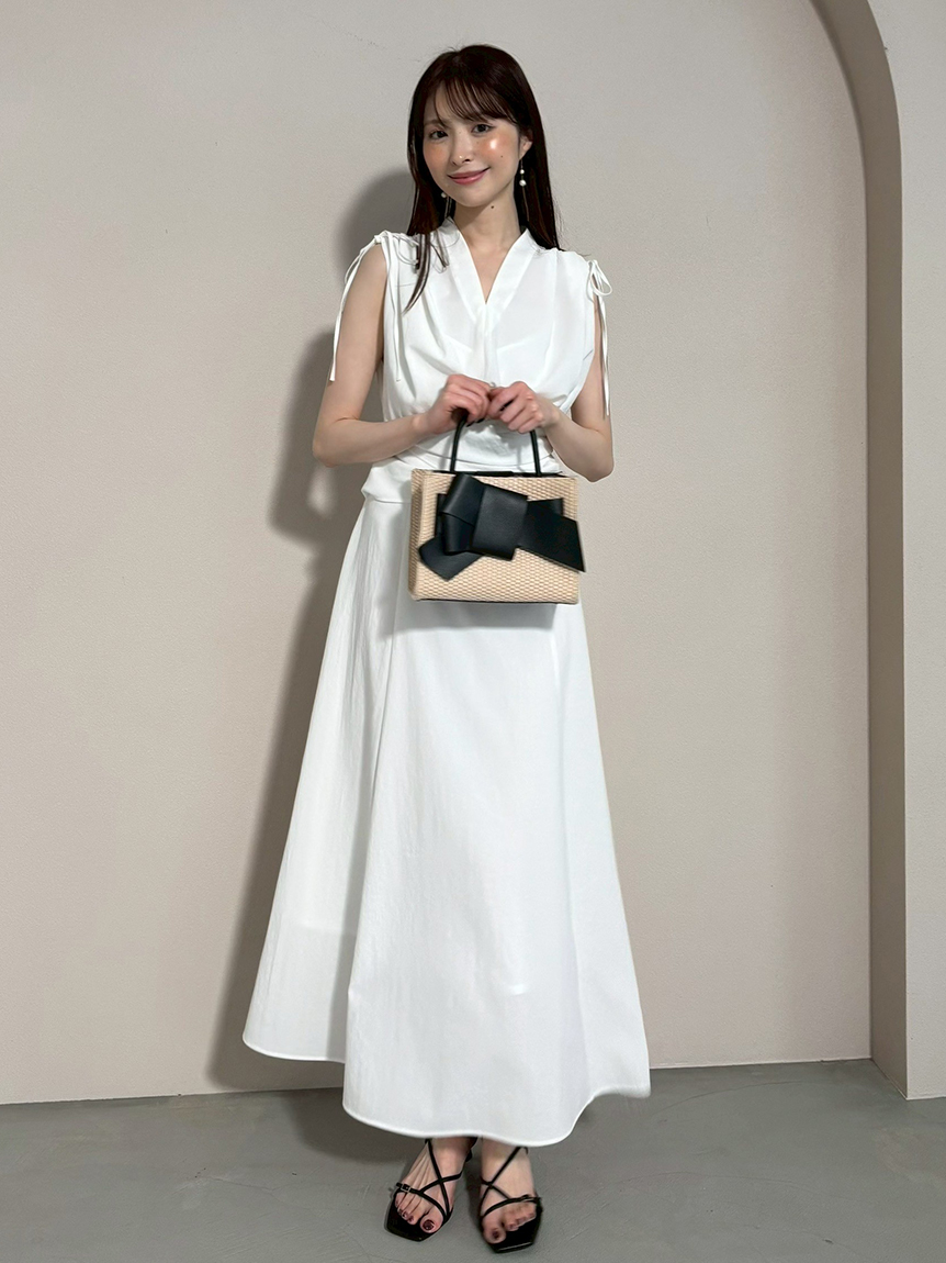 【接觸涼感】前結綁設計連身裙／可機洗 防皺 FWFO254008