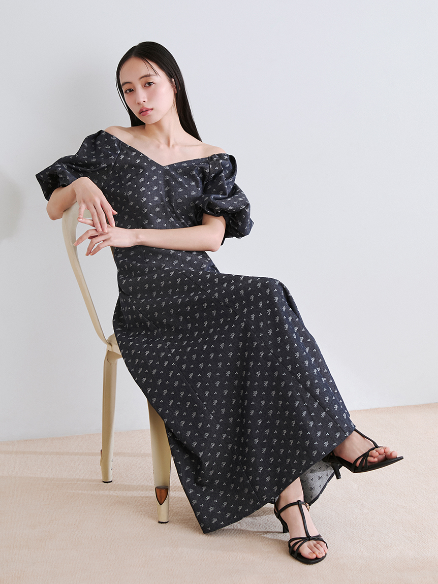 澎袖設計連身裙 FWFO261086