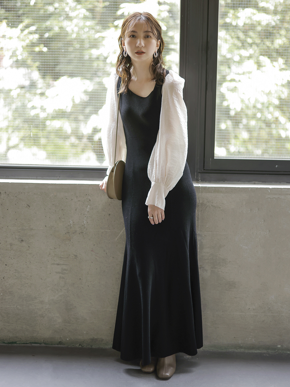 歐根紗袖方領針織連身裙- 商品介紹- USAGI ONLINE | MASH holdings台灣