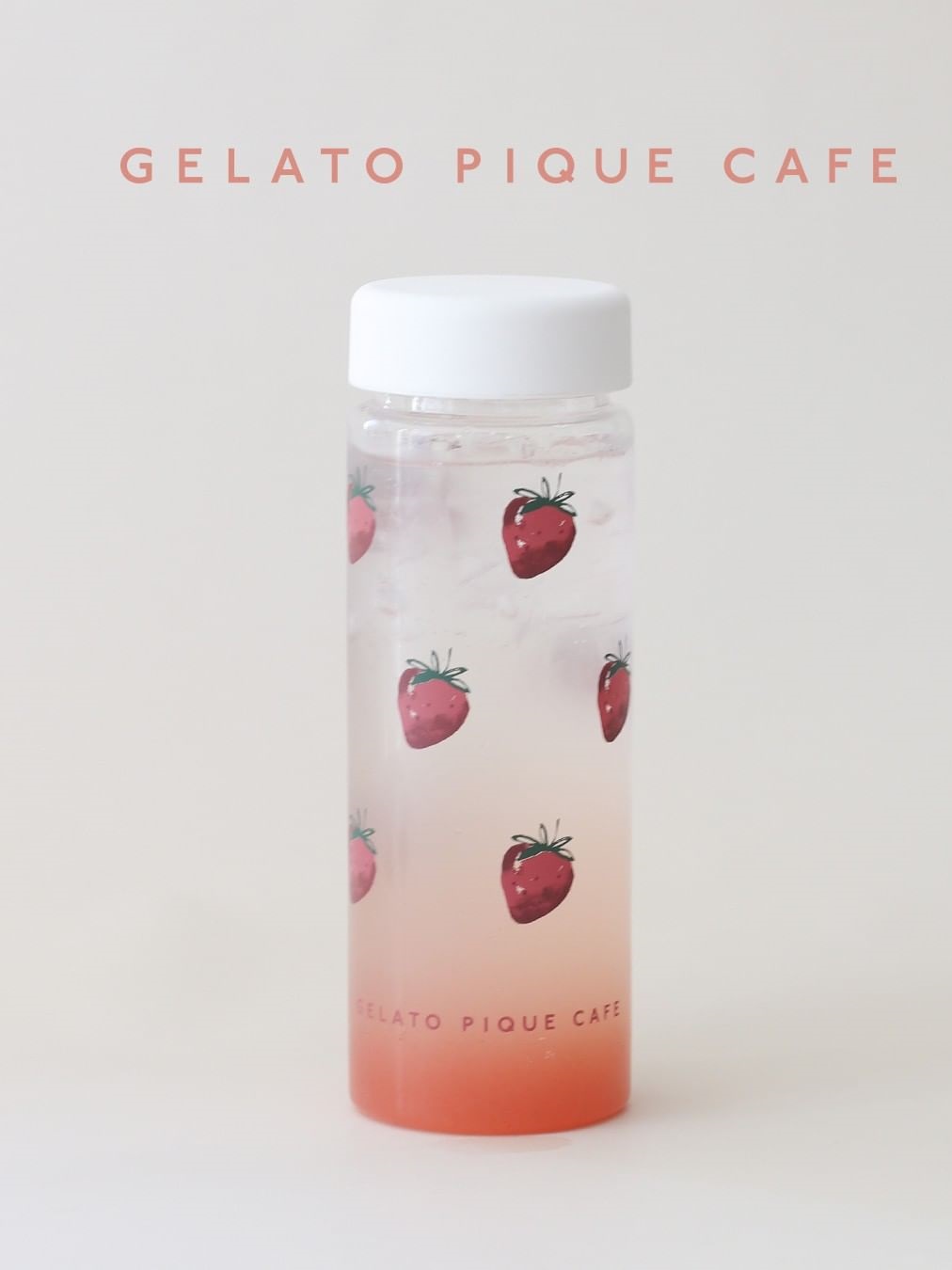 草莓印花透明水瓶
