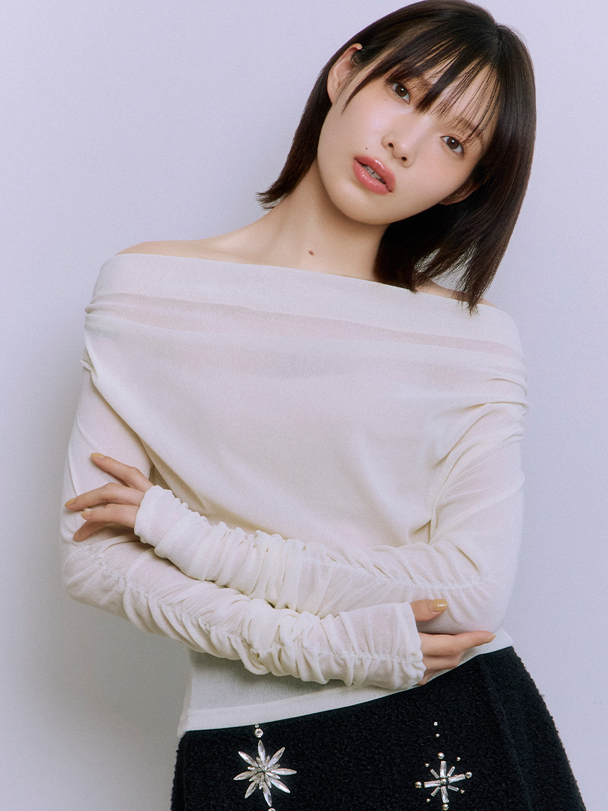 植絨天鵝絨露肩上衣 LWCT255116