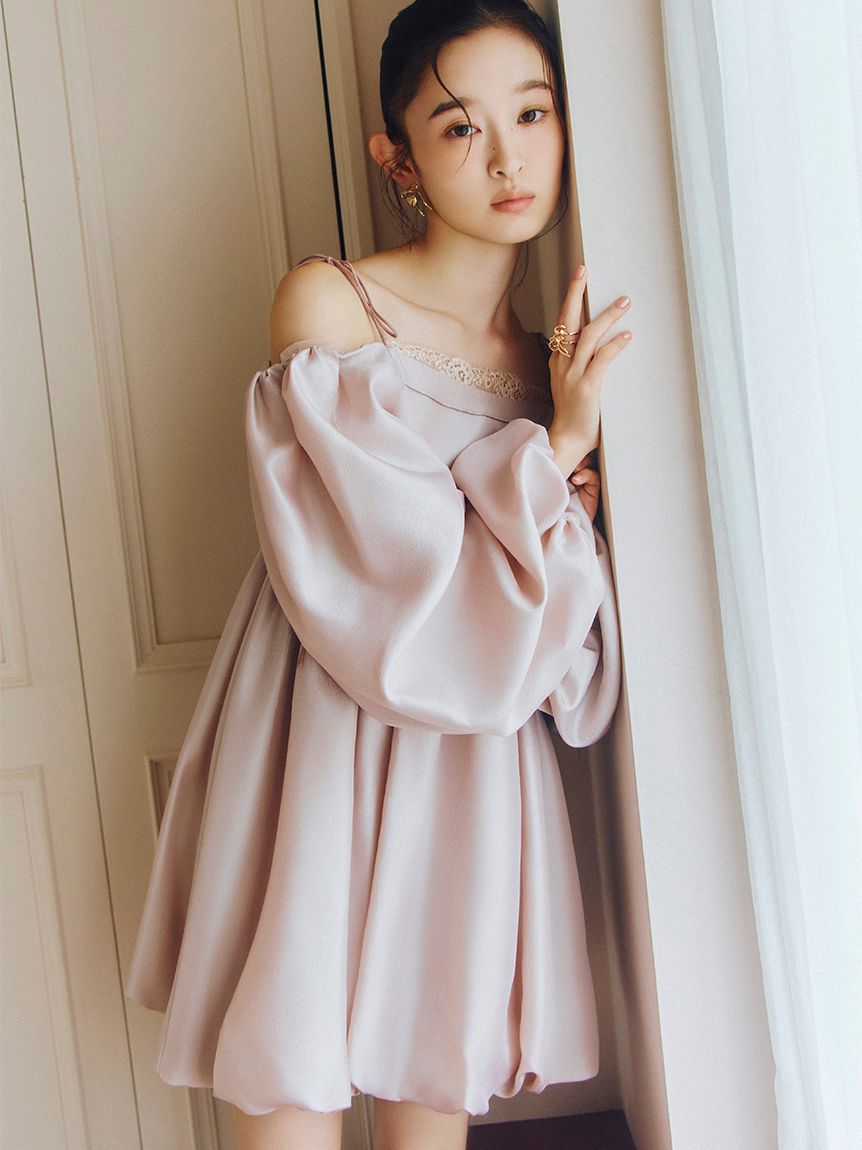氣球剪裁露肩迷你連身裙 LWFO261012