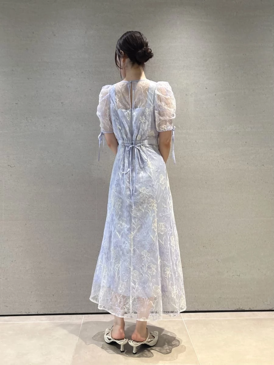 撞色刺繡連身裙 LWFO263001