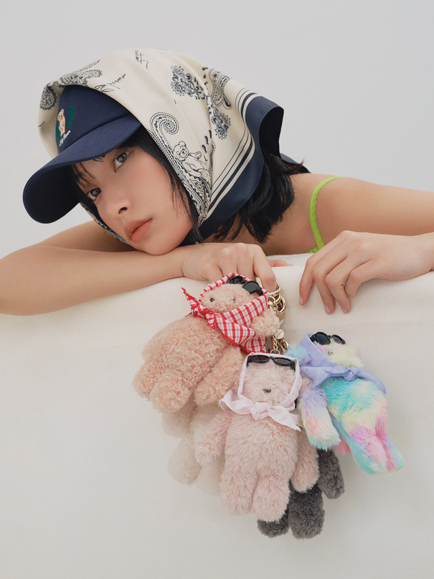 Lily Bear 熊熊圍巾吊飾 LWGG252325