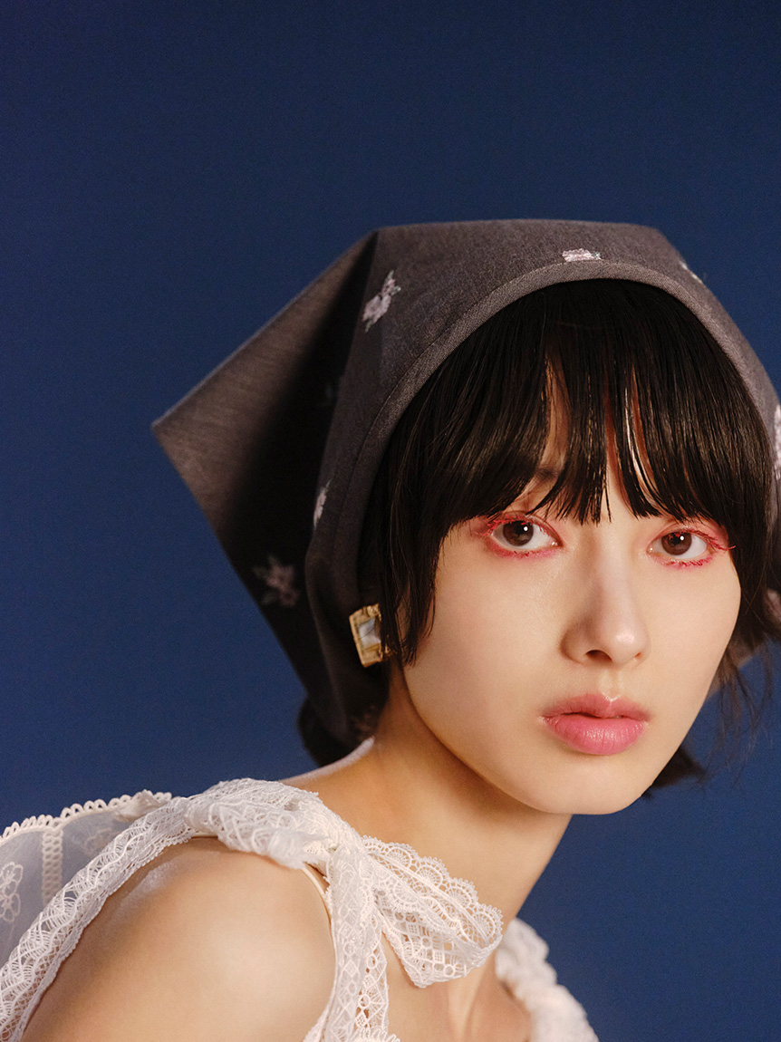 【LILY BROWN×KEITA MARUYAMA】刺繡三角絲巾 LWGG261359