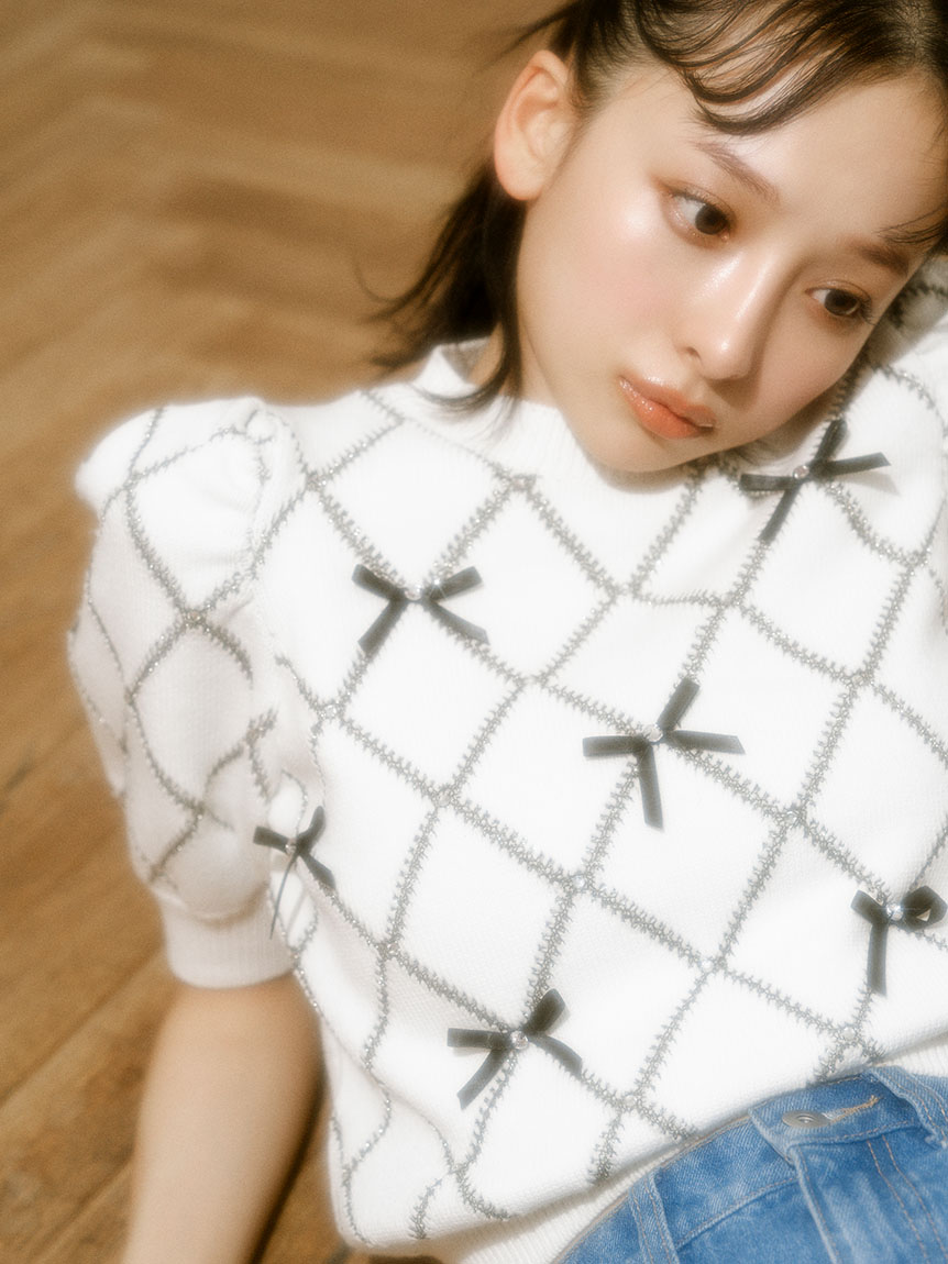 [L.B CANDY STOCK]寶石裝飾蝴蝶結針織上衣 LWNT241804