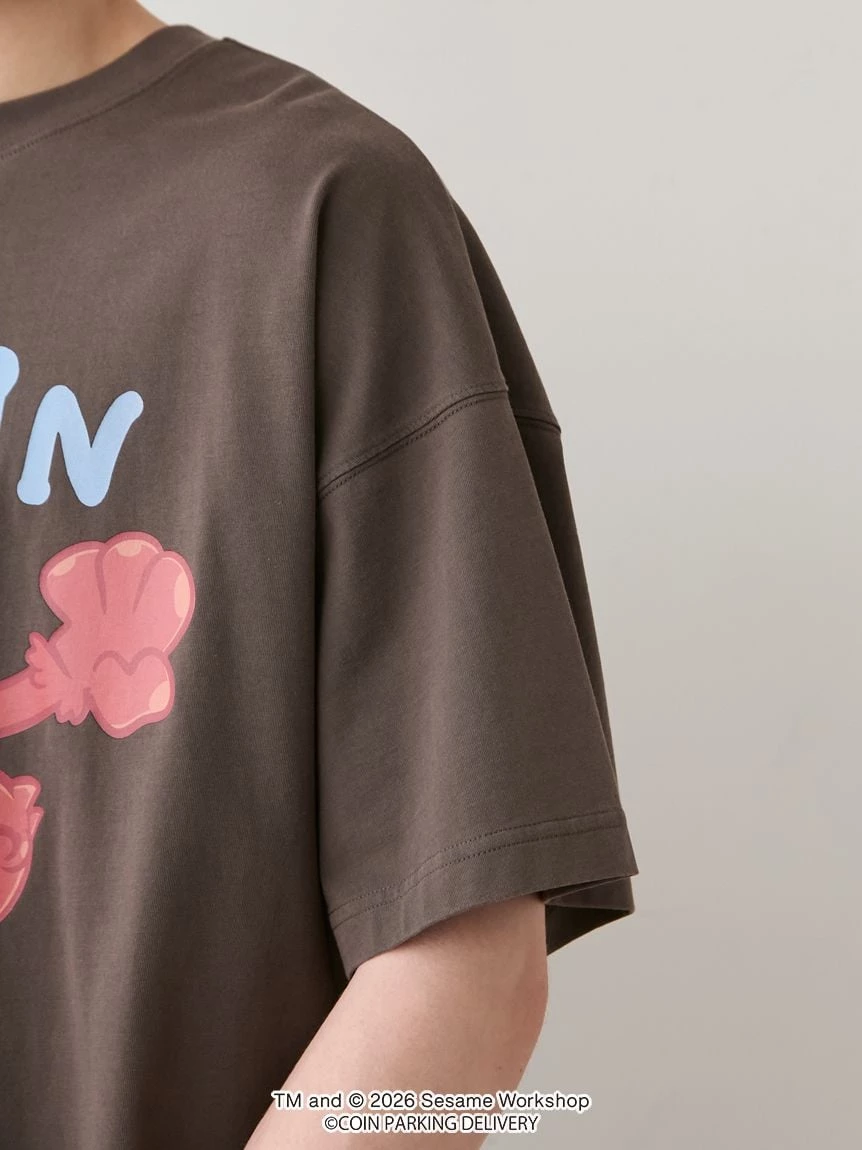 【SESAME STREET芝麻街×CPD 】HOMME 棉質單圖印花寬版T-Shirt PMCT264268