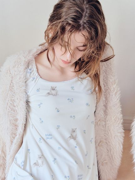 花卉貓咪印花內附罩杯上衣 PWCT261303