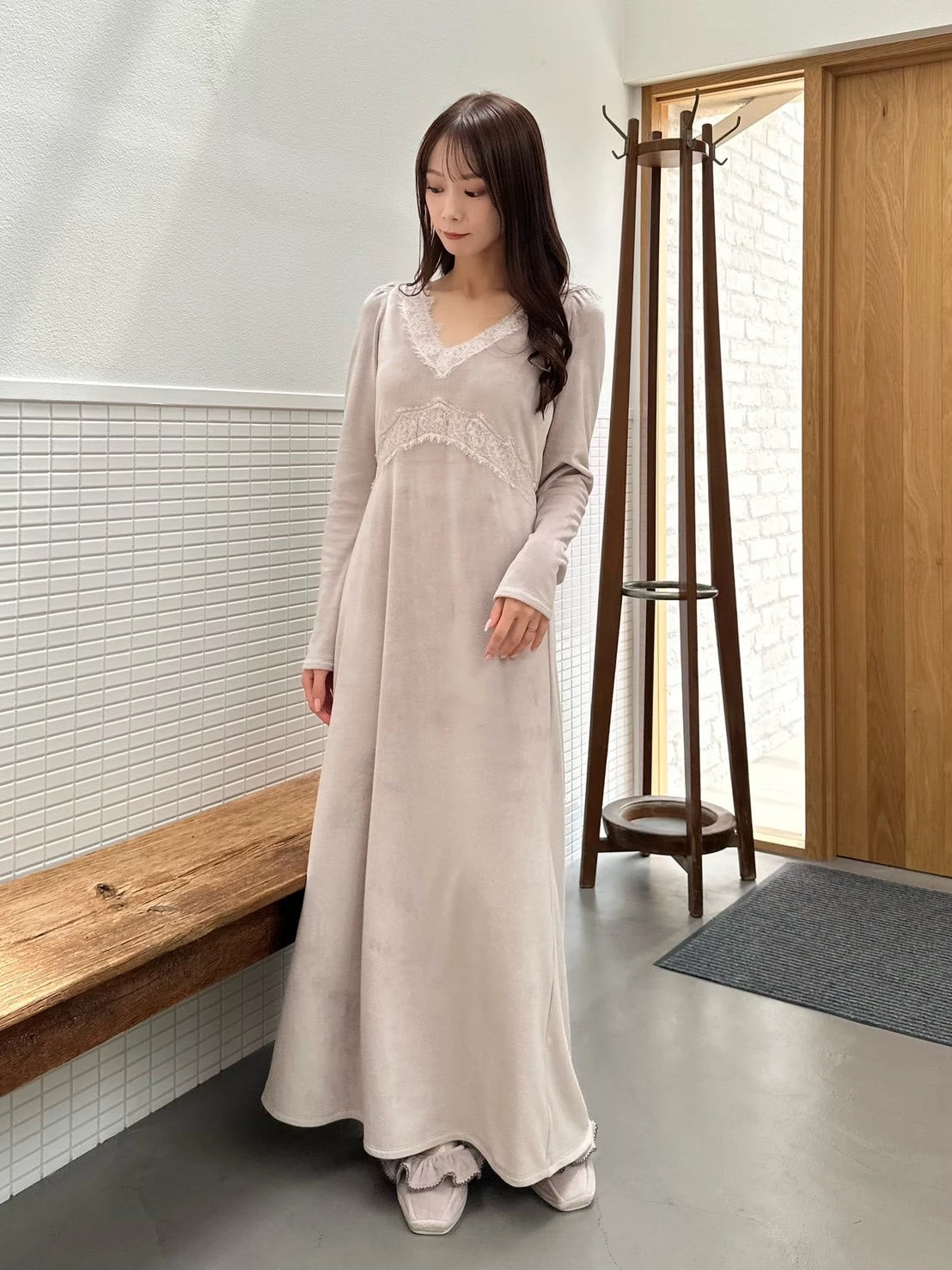 【IFMC.®】絲滑刷毛附罩杯連身裙 SHCO264077