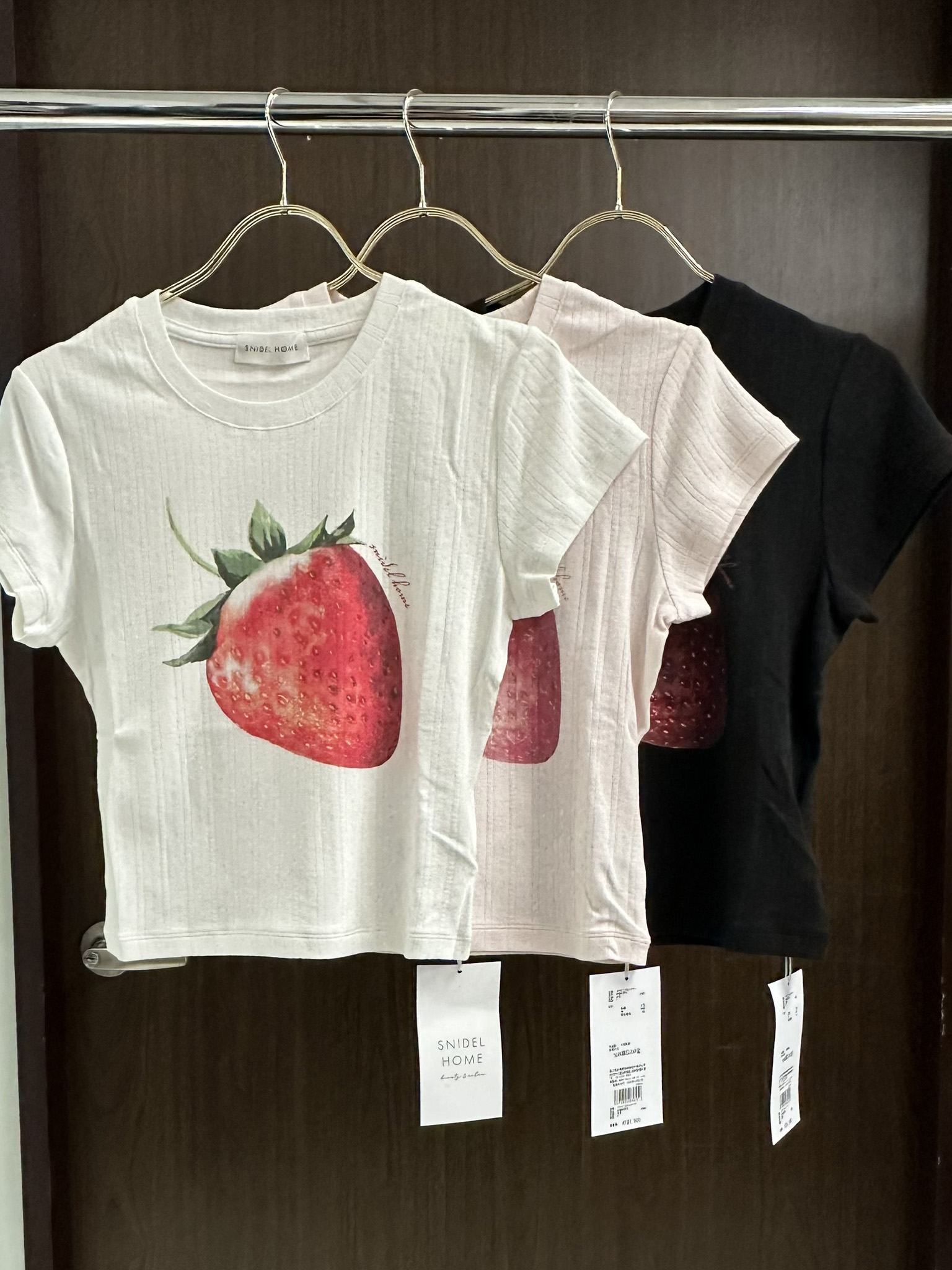 草莓圓領T-shirt SHCT262004