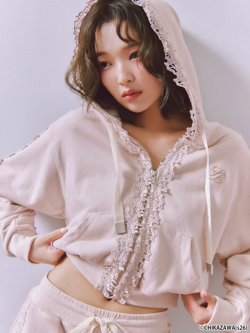 【SNIDEL×近沢レース店】聯名連帽上衣 SWCT264120