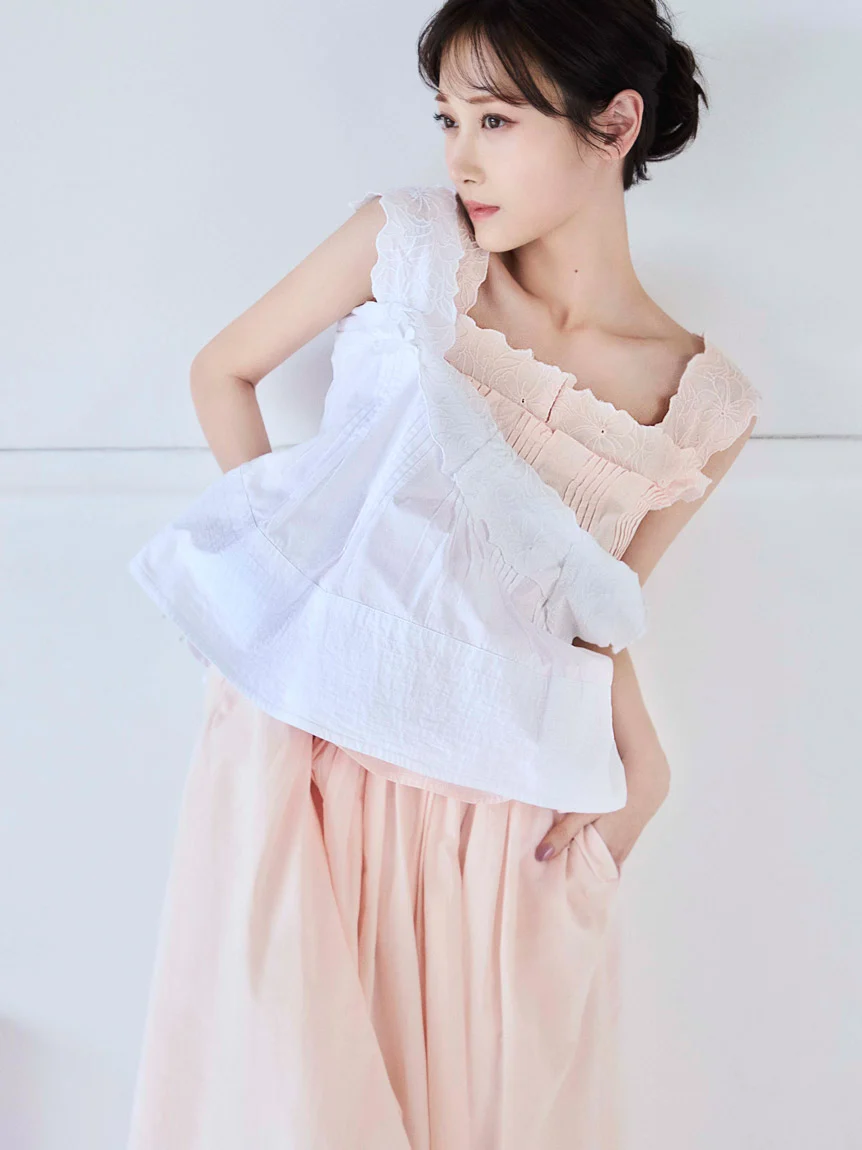 刺繡上衣 SWFB261177