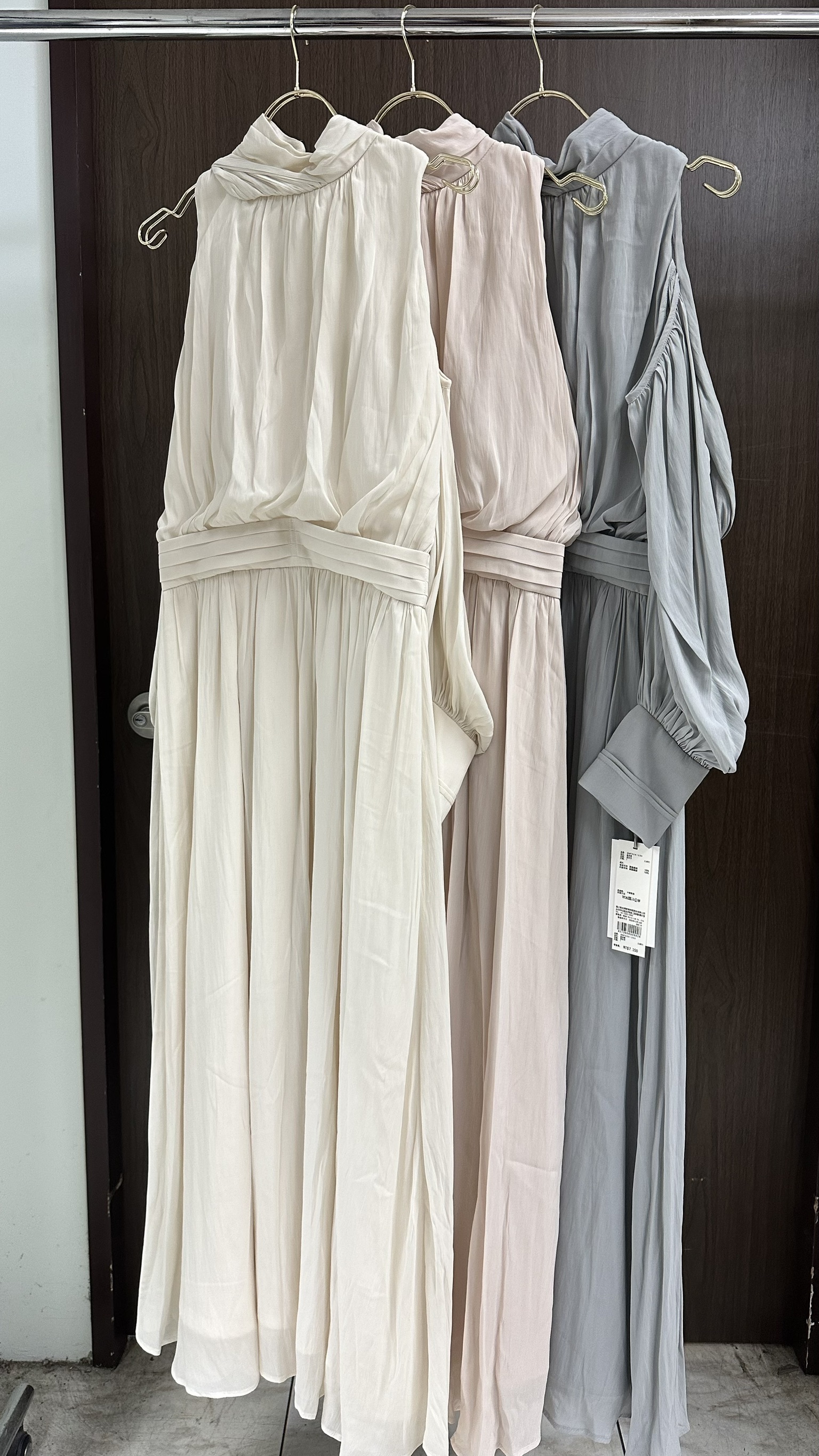 露肩雪紡連身裙 SWFO261330