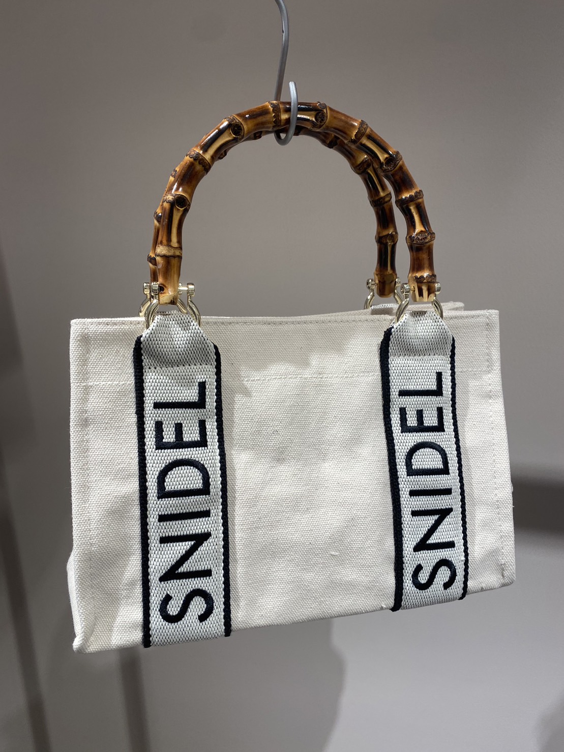 LOGO刺繡竹手柄手提包 SWGB234604